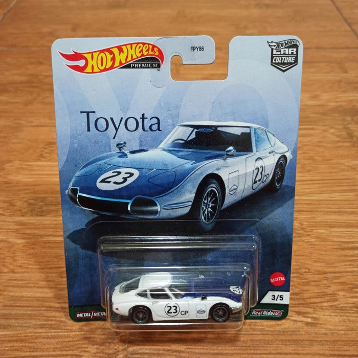 Hot Wheels Toyota 2000 GT. Premium. White race