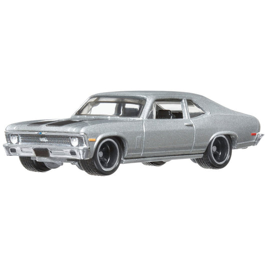 Hot Wheels Chevrolet Nova SS . Premium. Silver