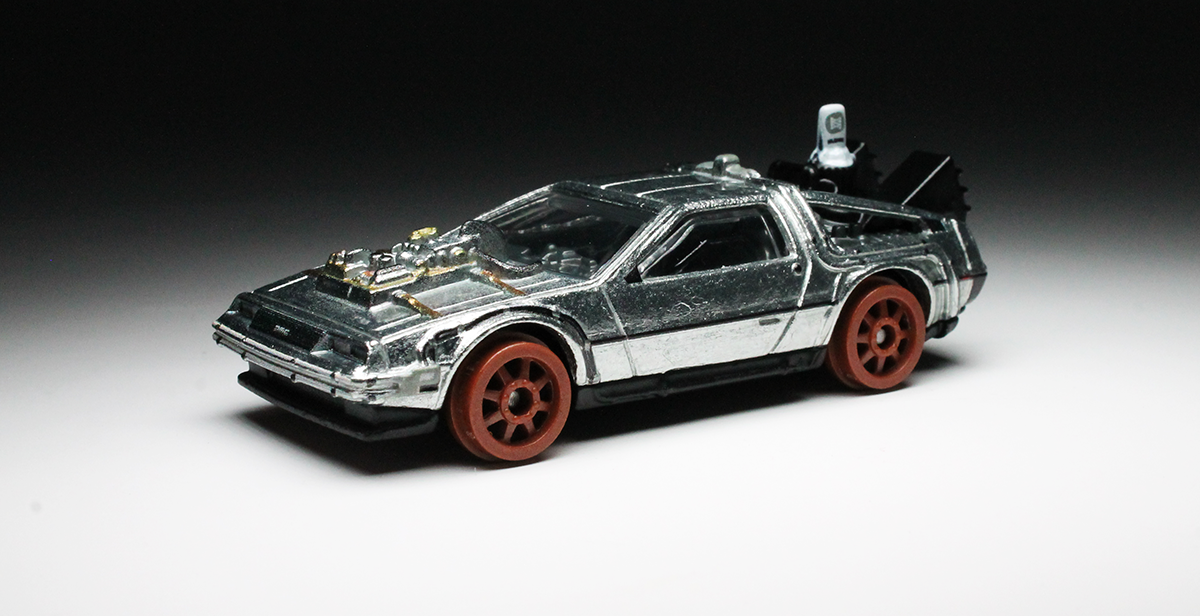 Hot Wheels DeLorean Back To The Future Part III. Premium. Silver